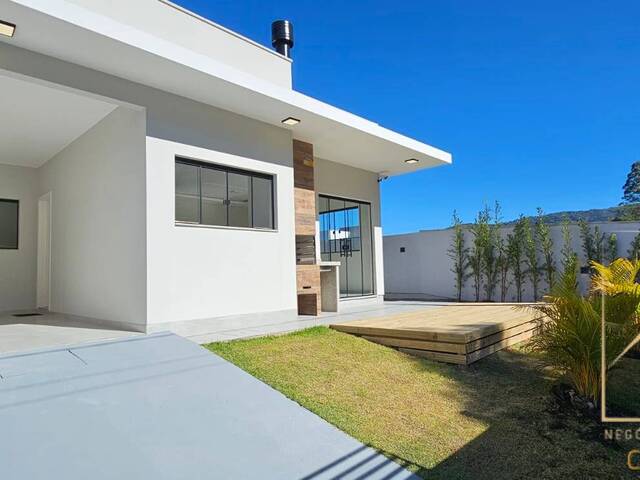 Casa para Venda em São José - 2