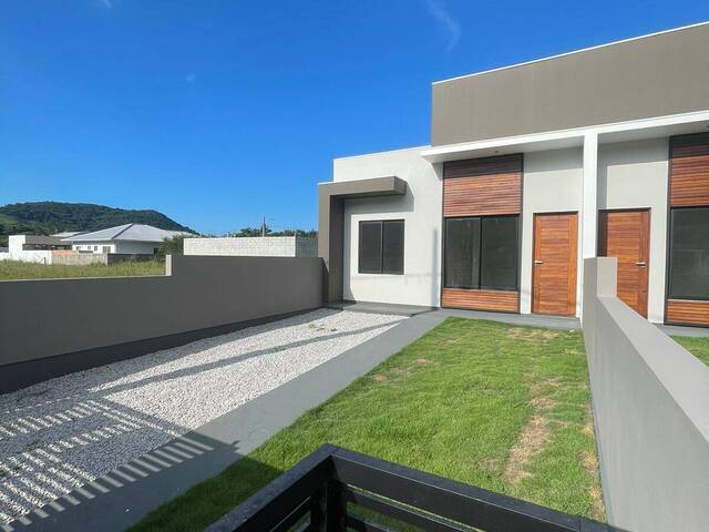 #884 - Casa para Venda em São José - SC - 3