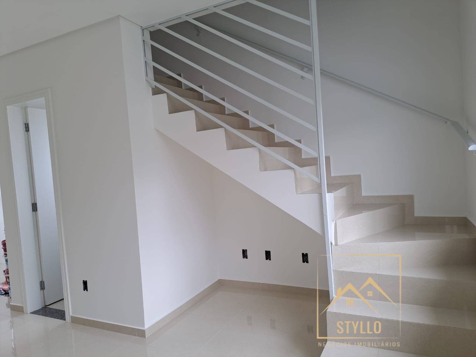 Sobrado à venda com 2 quartos, 65m² - Foto 13