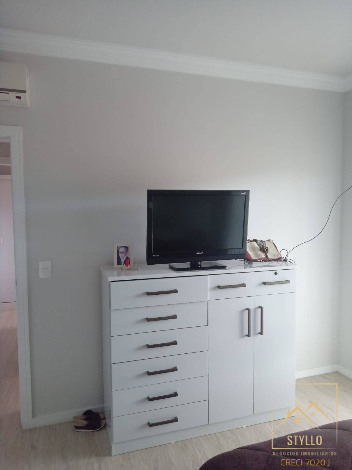 Apartamento à venda com 2 quartos, 64m² - Foto 7