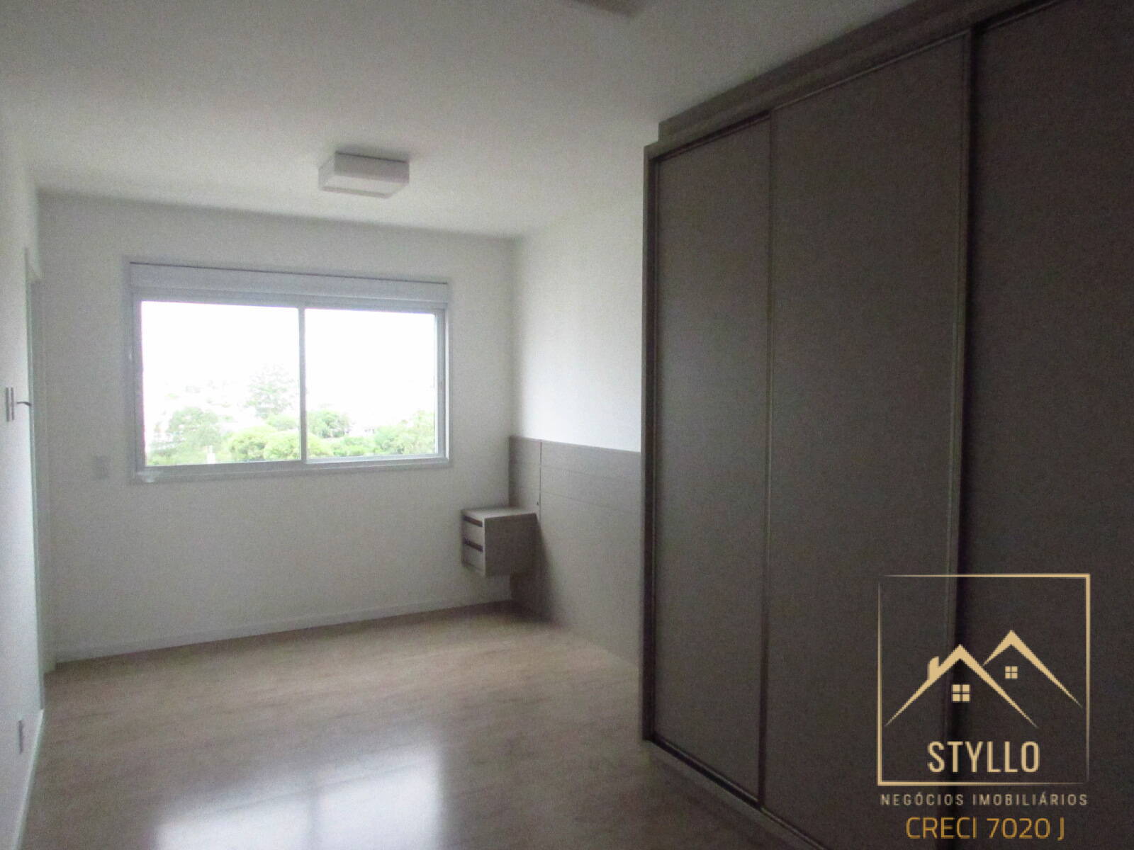 Apartamento à venda com 3 quartos, 101m² - Foto 4