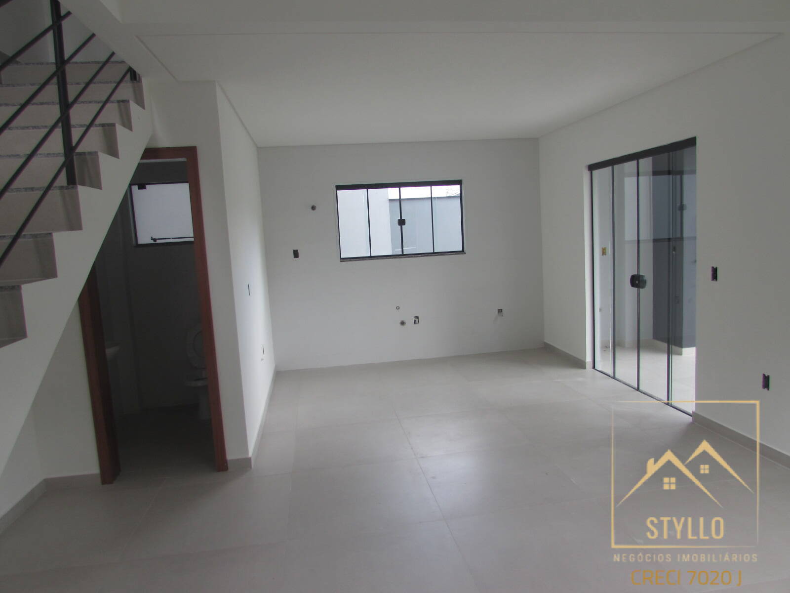 Sobrado à venda com 3 quartos, 66m² - Foto 4