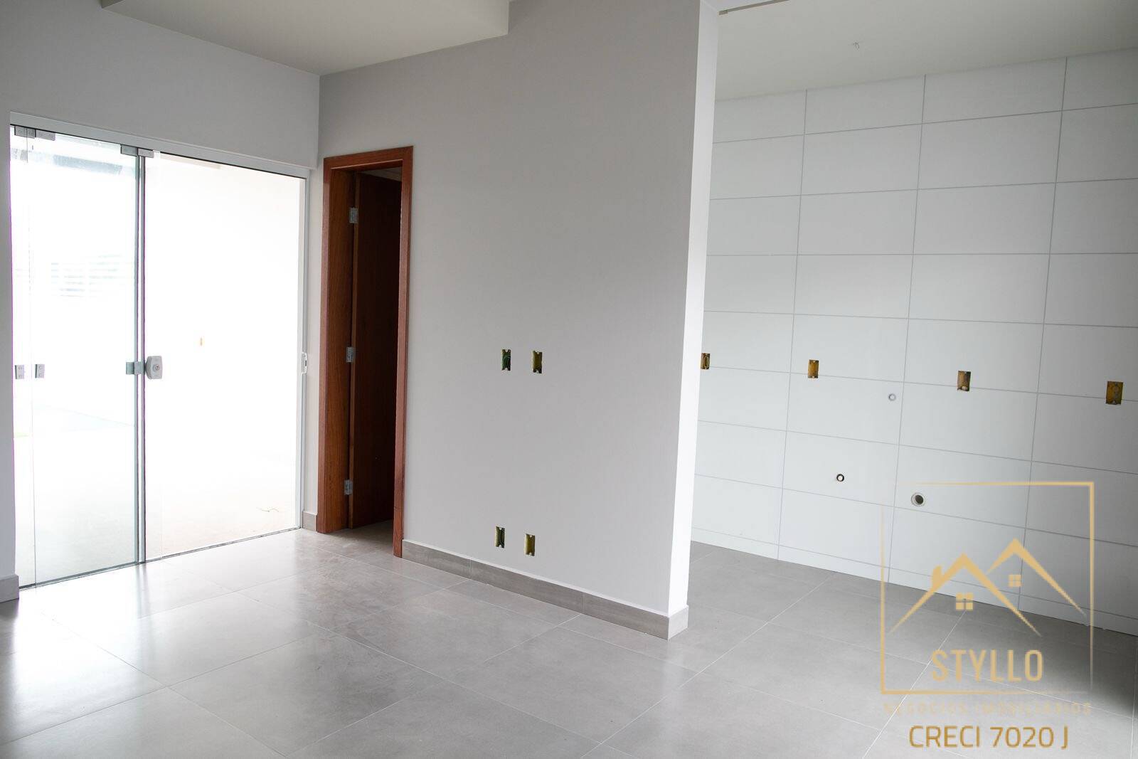 Sobrado à venda com 2 quartos, 95m² - Foto 4